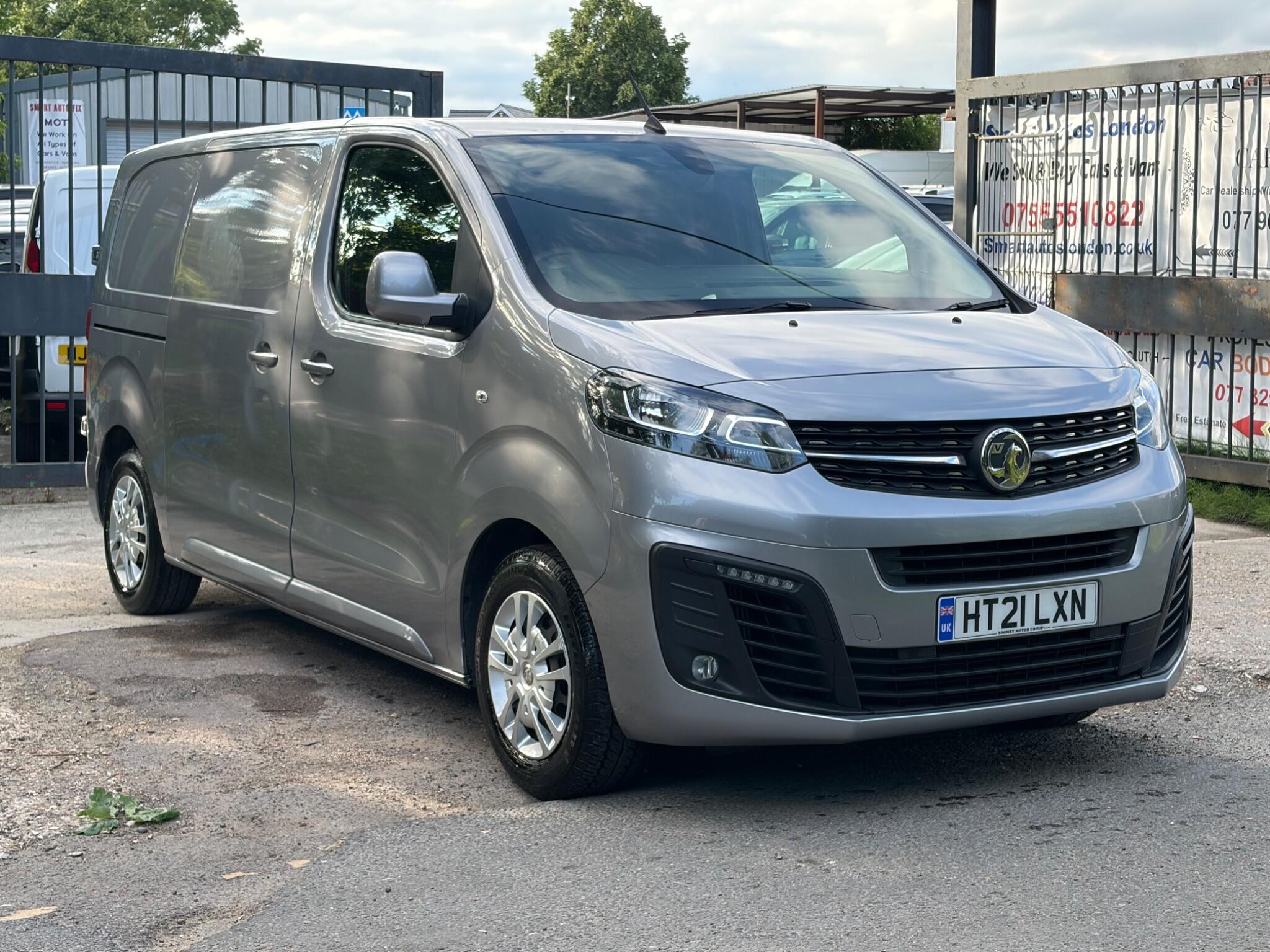 Vauxhall Vivaro 1.5 Turbo D 2700 Sportive L1 H1 Euro 6 (s/s) 5dr