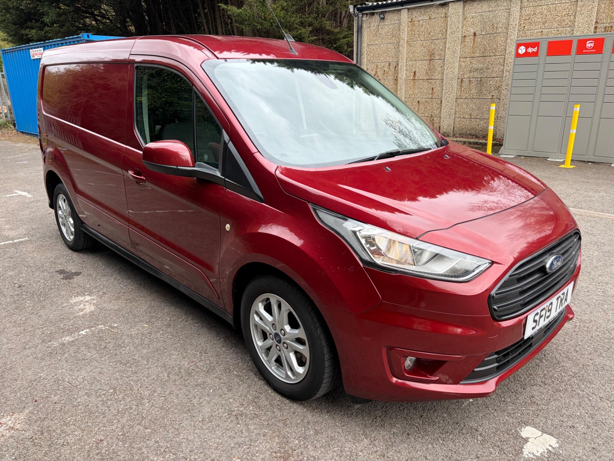 Ford Transit Connect 1.5 240 EcoBlue Limited Auto L2 Euro 6 (s/s) 5dr